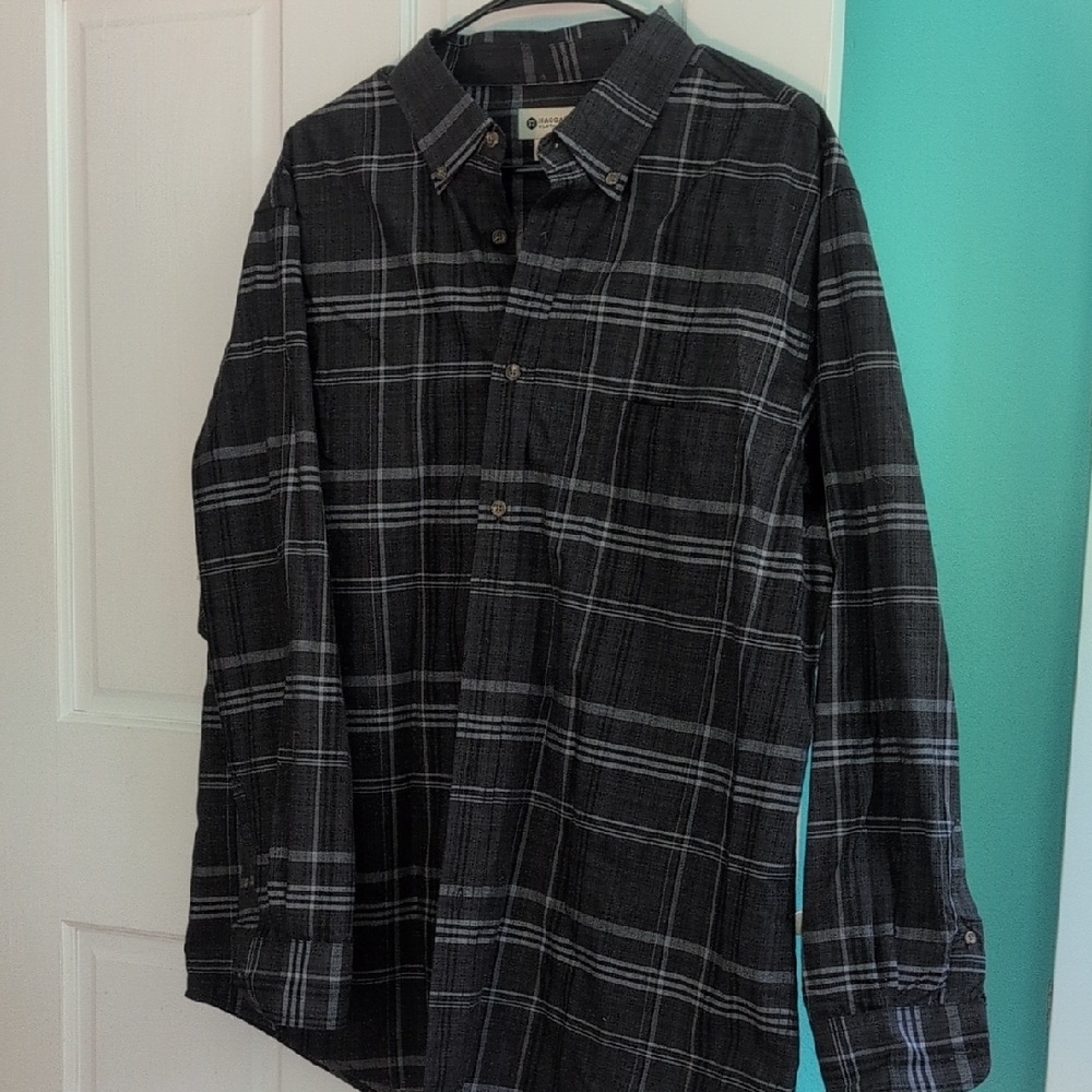 Men's Haggar Black and Gray Plaid Button-Up Shirt